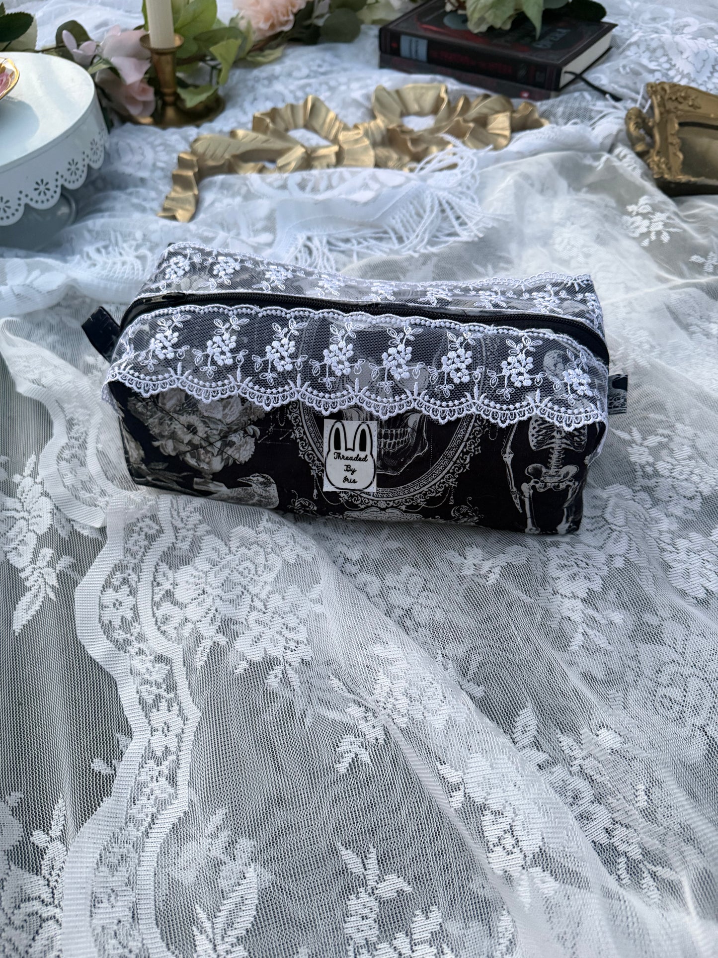 The Raven's Messenger Everything pouch